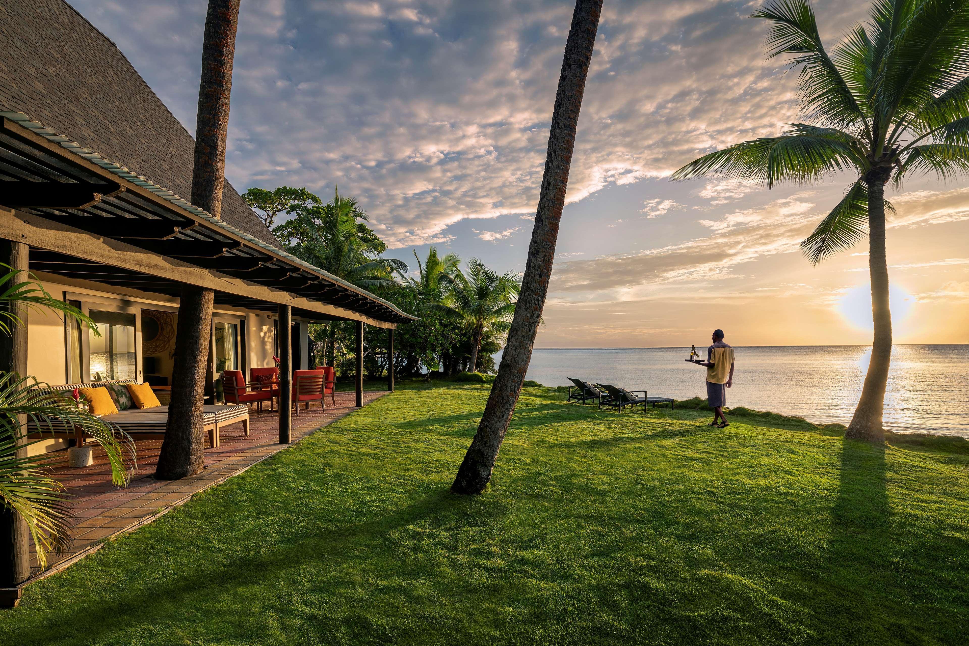 Shangri-La Yanuca Island, Fiji Voua Exterior photo Sunset at the Four Seasons Resort